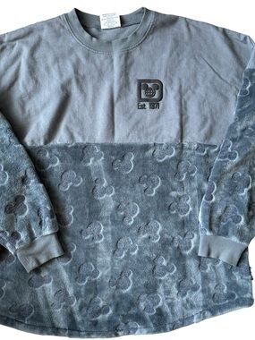 Disney Spirit Jersey XL Gray Fleece Mickey Embossed Puffy Walt Disney World